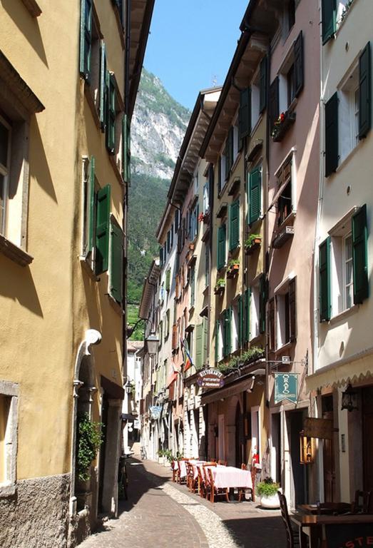 Albergo La Montanara Riva del Garda Bagian luar foto