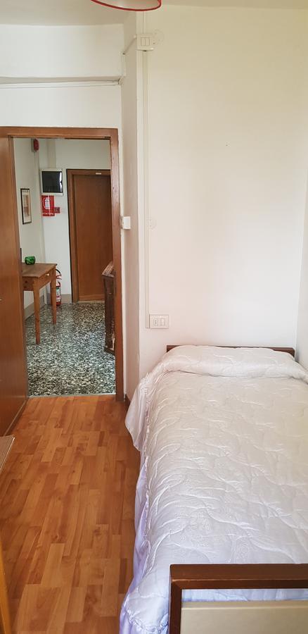 Albergo La Montanara Riva del Garda Bagian luar foto